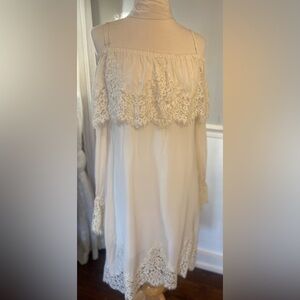 Gold hawk beautiful wedding gown or other